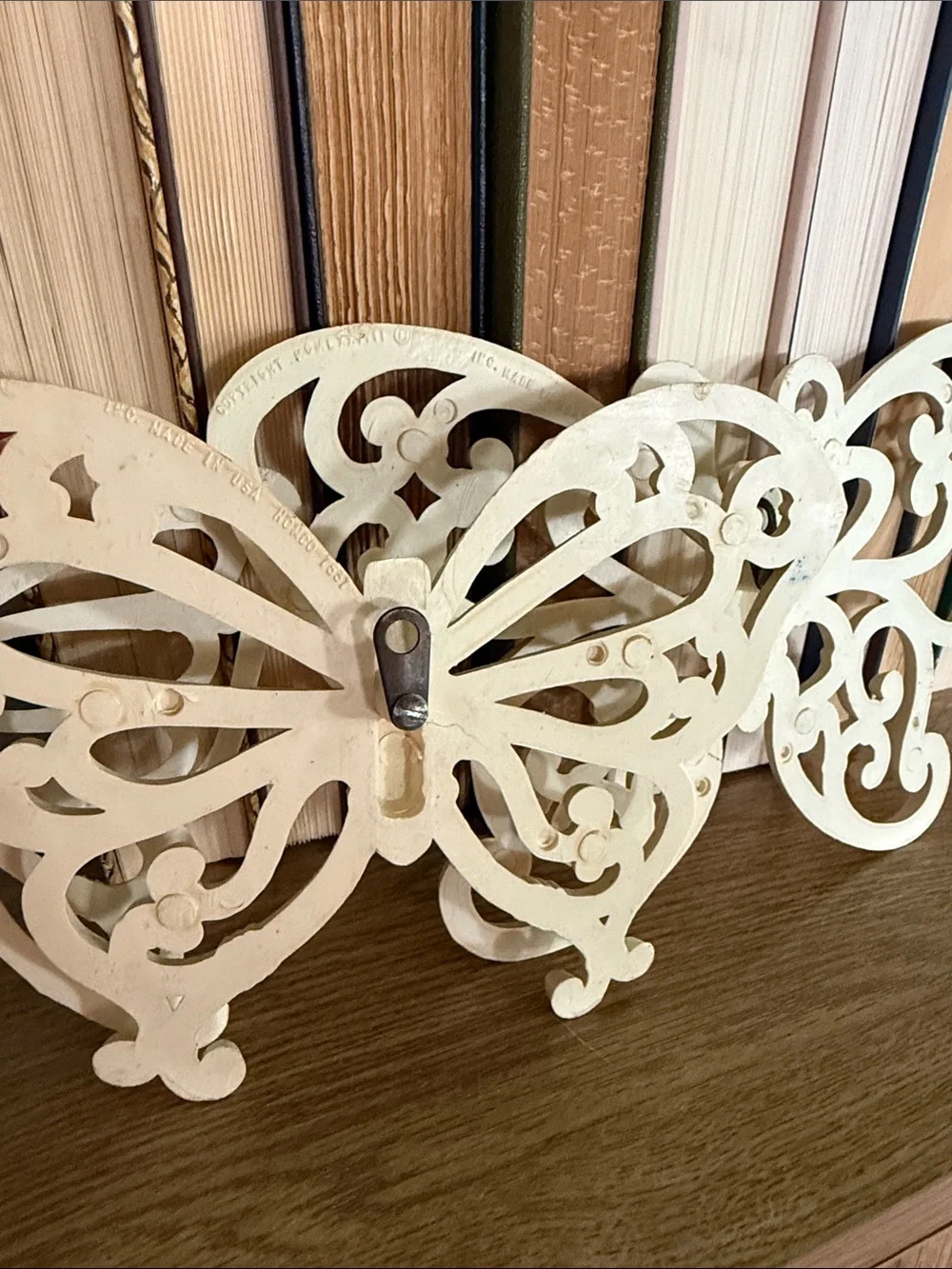Ornate Butterfly Wall Decor Set - Elegant Accent- IN WHITE